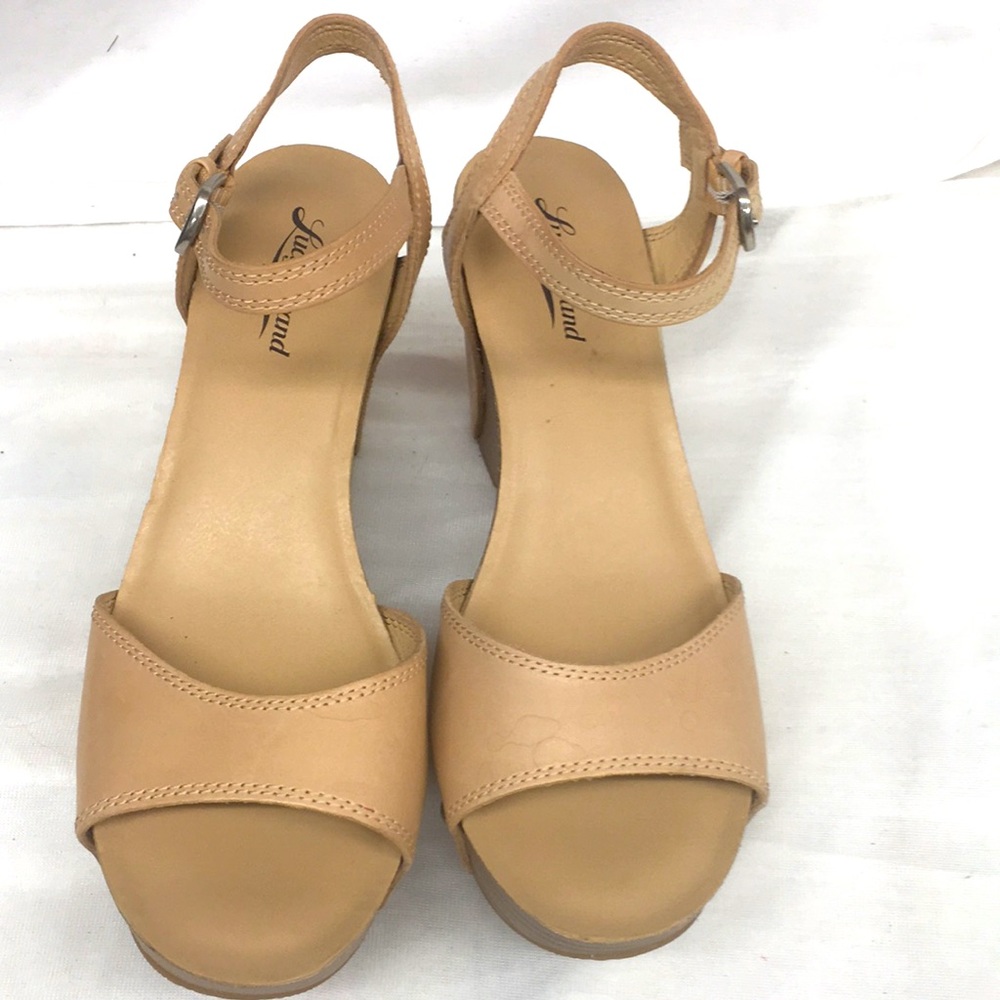 Lucky brand wedge heels new ladies sz 8
